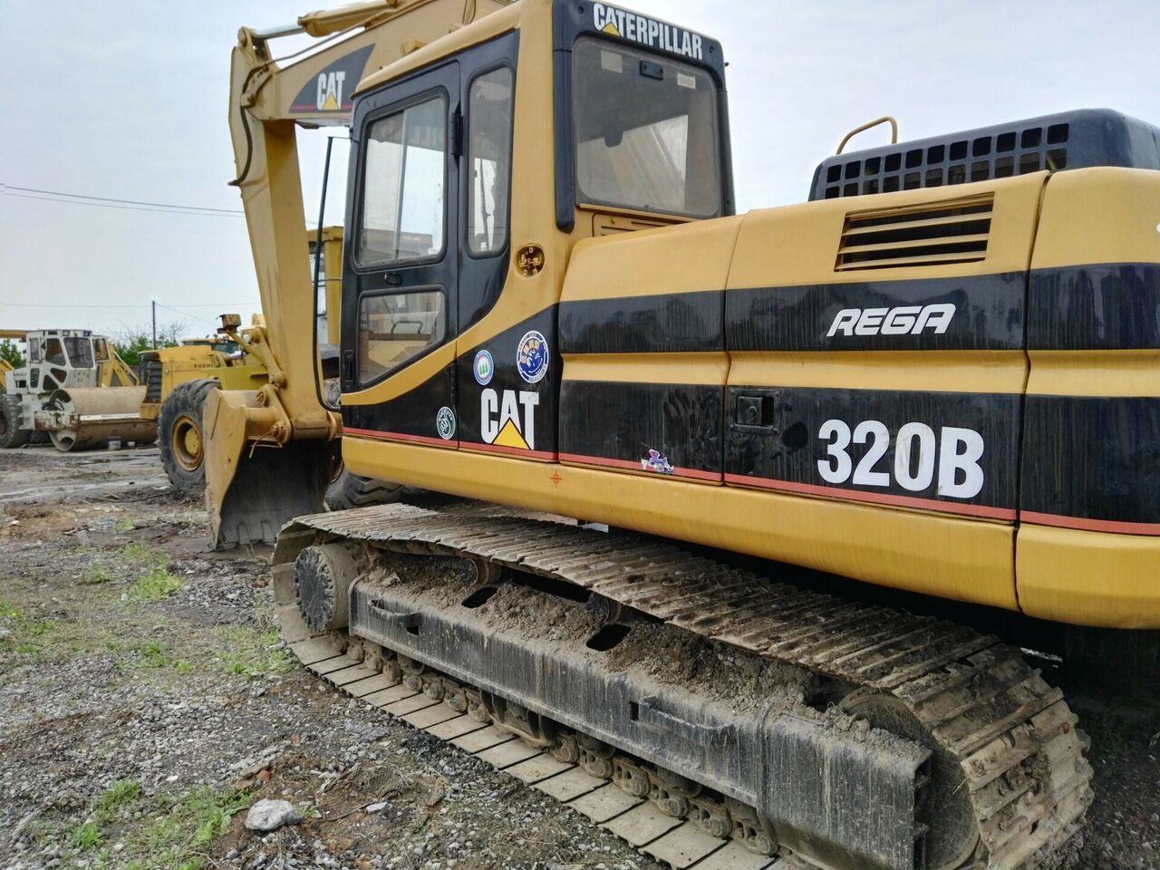 حفار زاحف Caterpillar Cat 320B: صورة 6