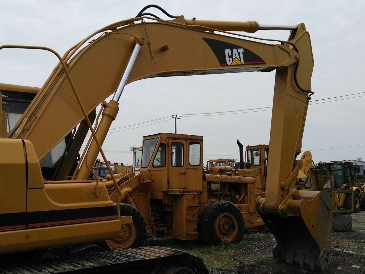 حفار زاحف Caterpillar Cat 320B: صورة 9