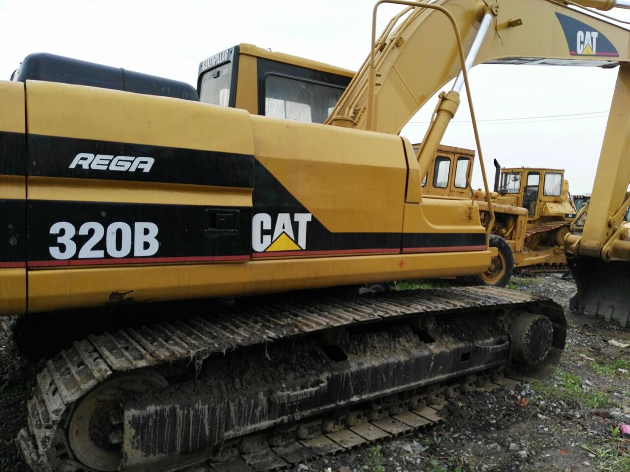 حفار زاحف Caterpillar Cat 320B: صورة 8