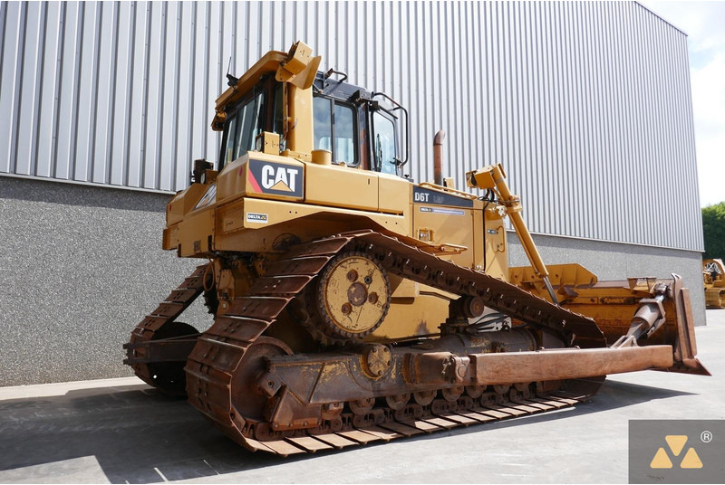 بلدوزر Caterpillar D6T LGP: صورة 6