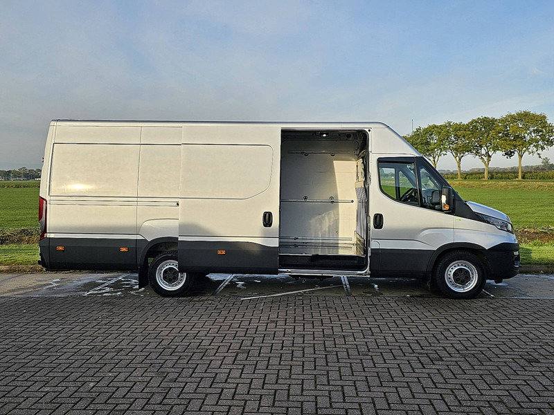 فان Iveco Daily 35S18 AC AUTOMAAT 3.0 LTR: صورة 12