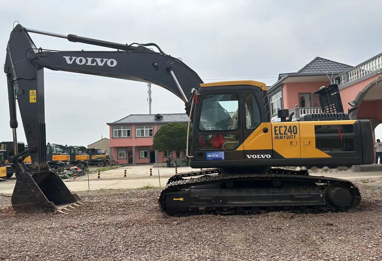 حفار زاحف Volvo EC240: صورة 7