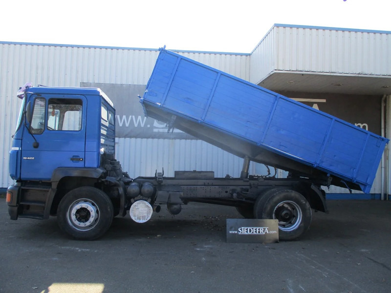 شاحنة قلاب MAN 19.422 , Manual , 3 way tipper , Spring suspension: صورة 6