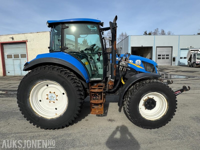 جرار 2014 New Holland T5.115 traktor / 40 km/t: صورة 6