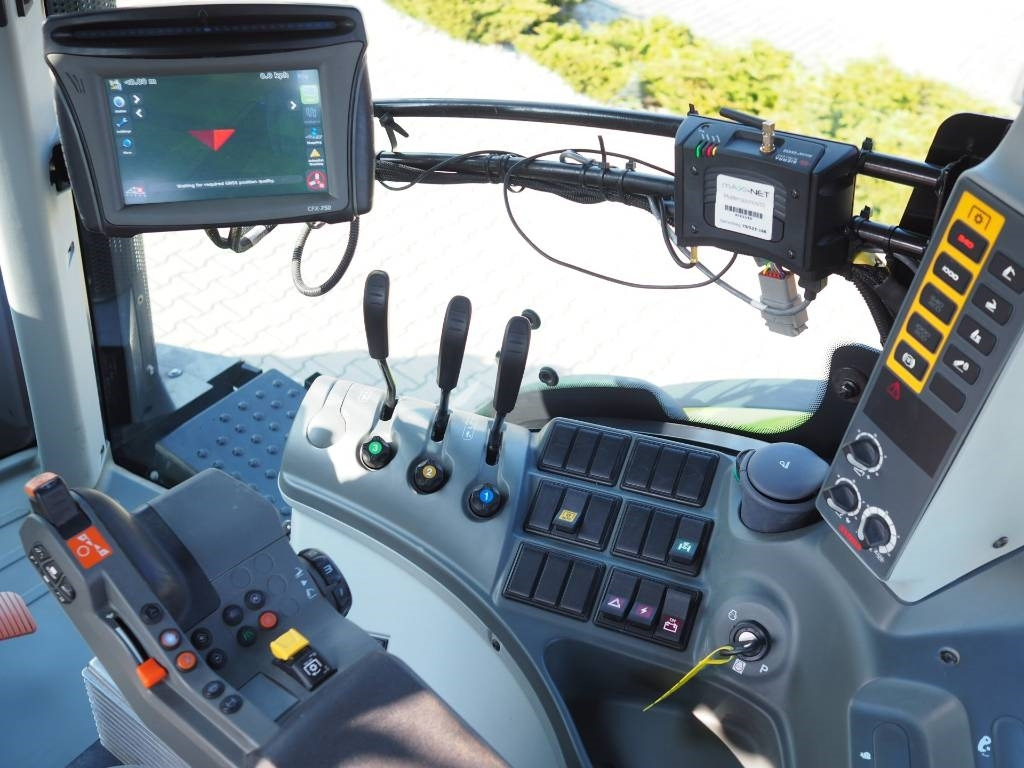 تأجير Claas Axion 810 CIS, GPS - RTK  Claas Axion 810 CIS, GPS - RTK: صورة 8