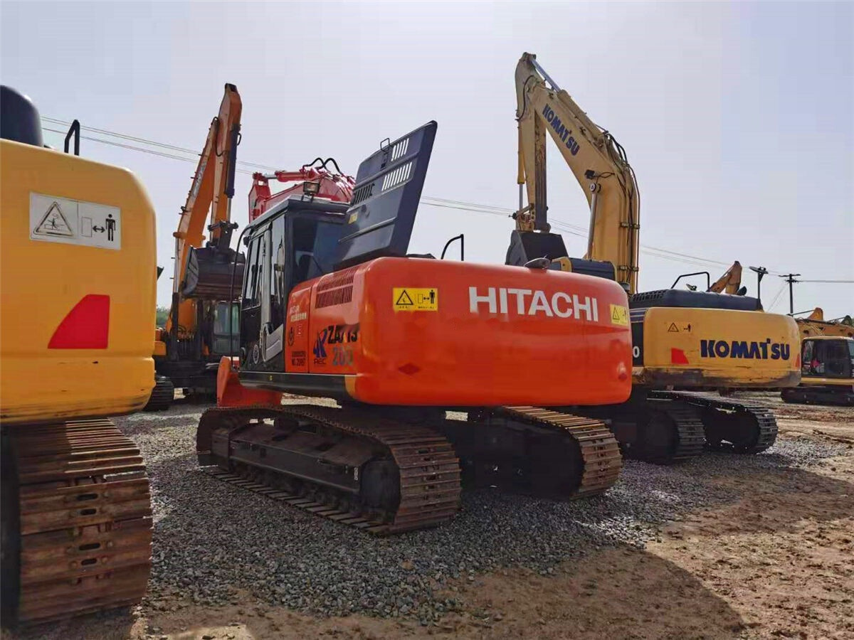 حفار زاحف Hitachi ZX200-3: صورة 6