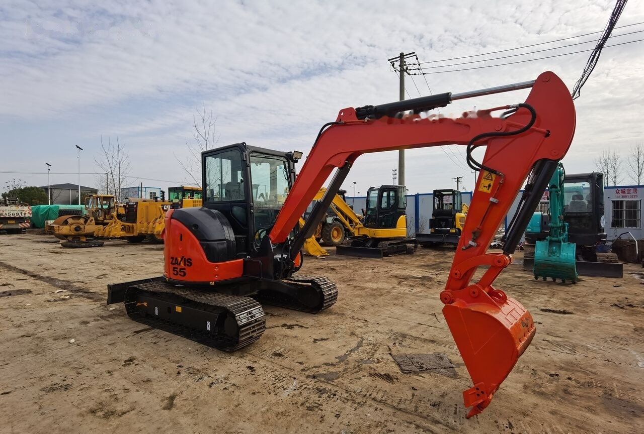 حفار صغير Hitachi ZX55: صورة 11