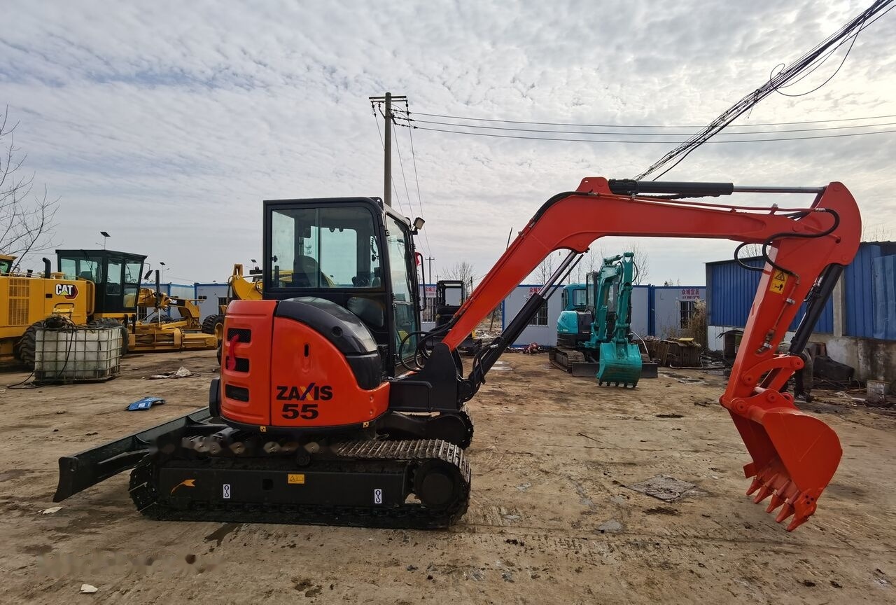 حفار صغير Hitachi ZX55: صورة 13