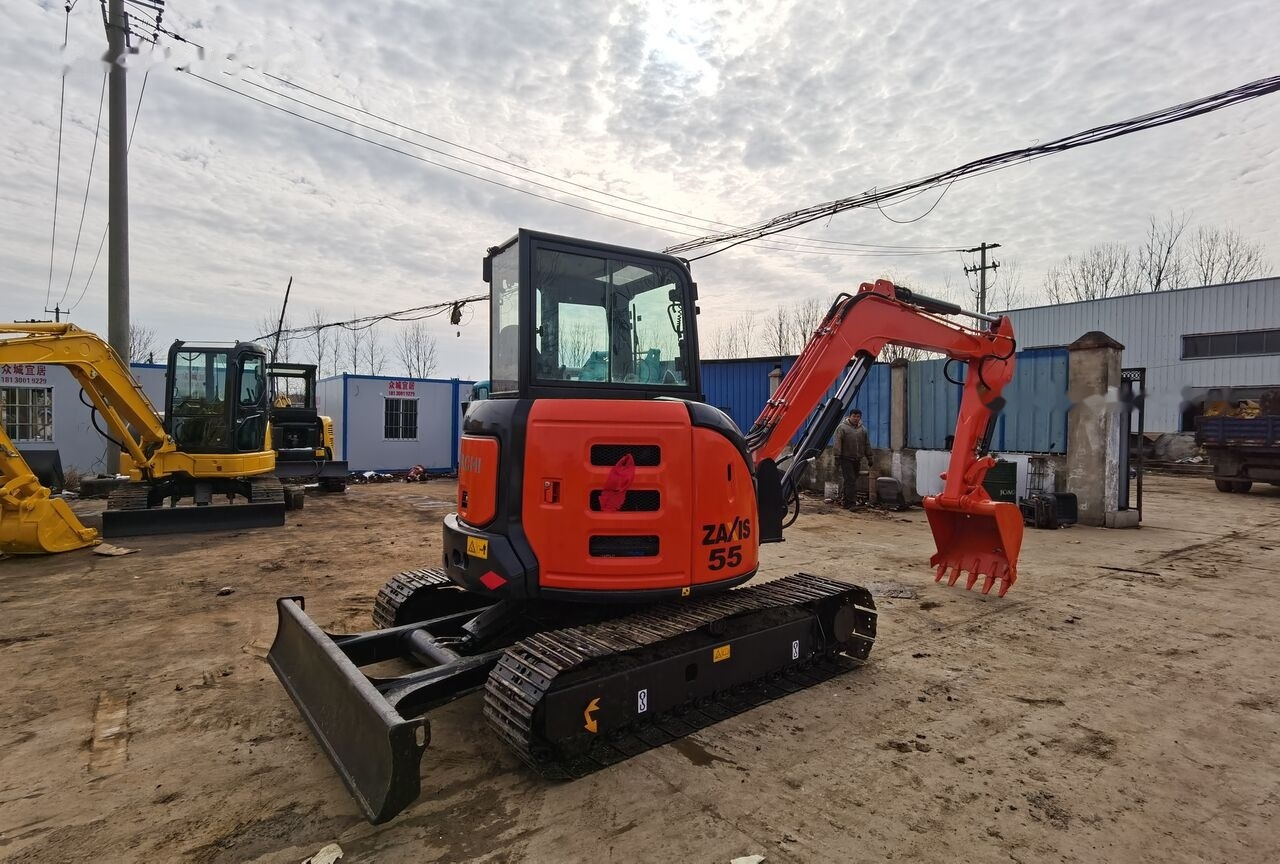 حفار صغير Hitachi ZX55: صورة 10