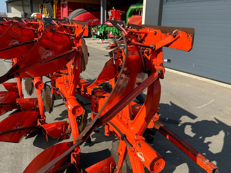 محراث Kuhn Vari Master 151: صورة 11