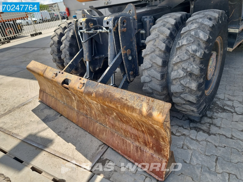 حفار ذو عجلات Case WX168 OUTRIGGERS - BLADE: صورة 17