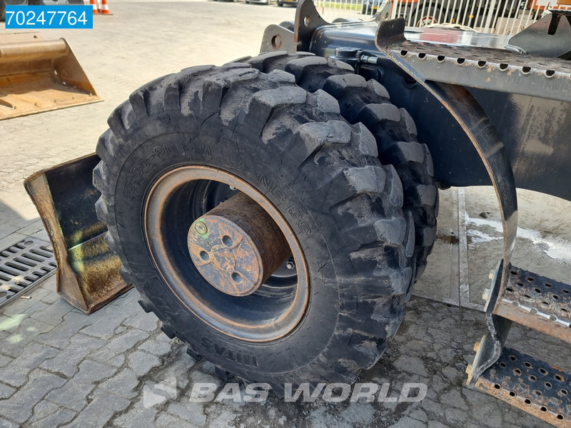 حفار ذو عجلات Case WX168 OUTRIGGERS - BLADE: صورة 16