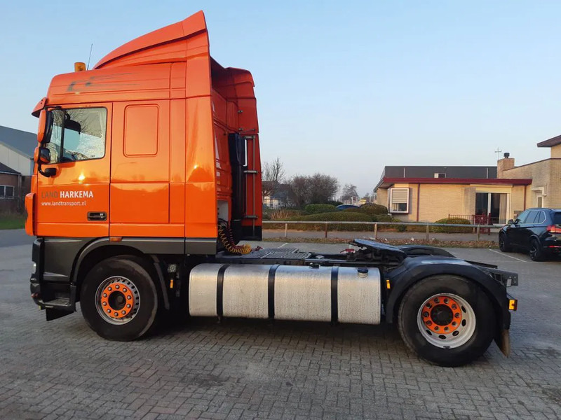 مقطورة السحب DAF XF 105 460 Spacecab Manual: صورة 8