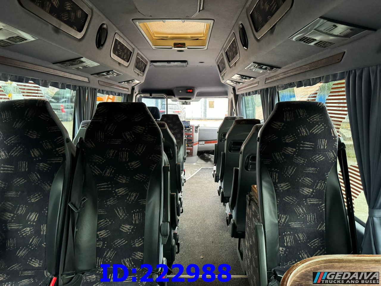 حافلة نقل لمسافات طويلة MERCEDES-BENZ Sprinter 519 VIP - 17 Seater: صورة 12