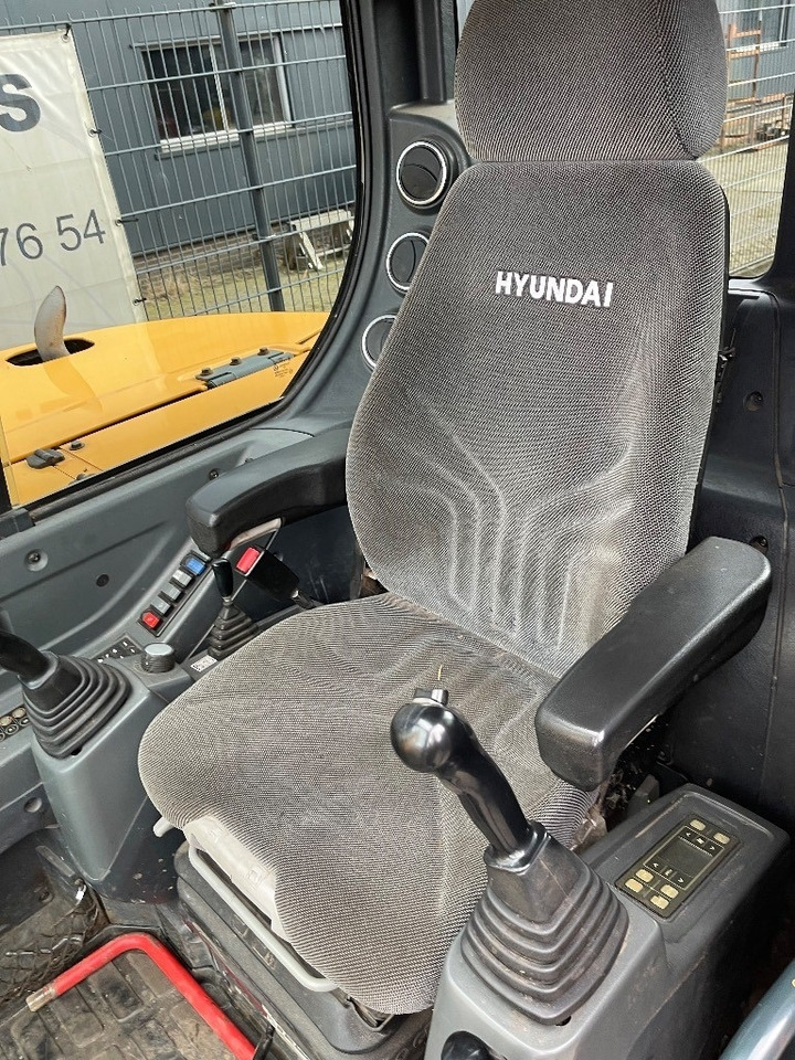 حفار صغير Hyundai 80 CR 9A: صورة 13