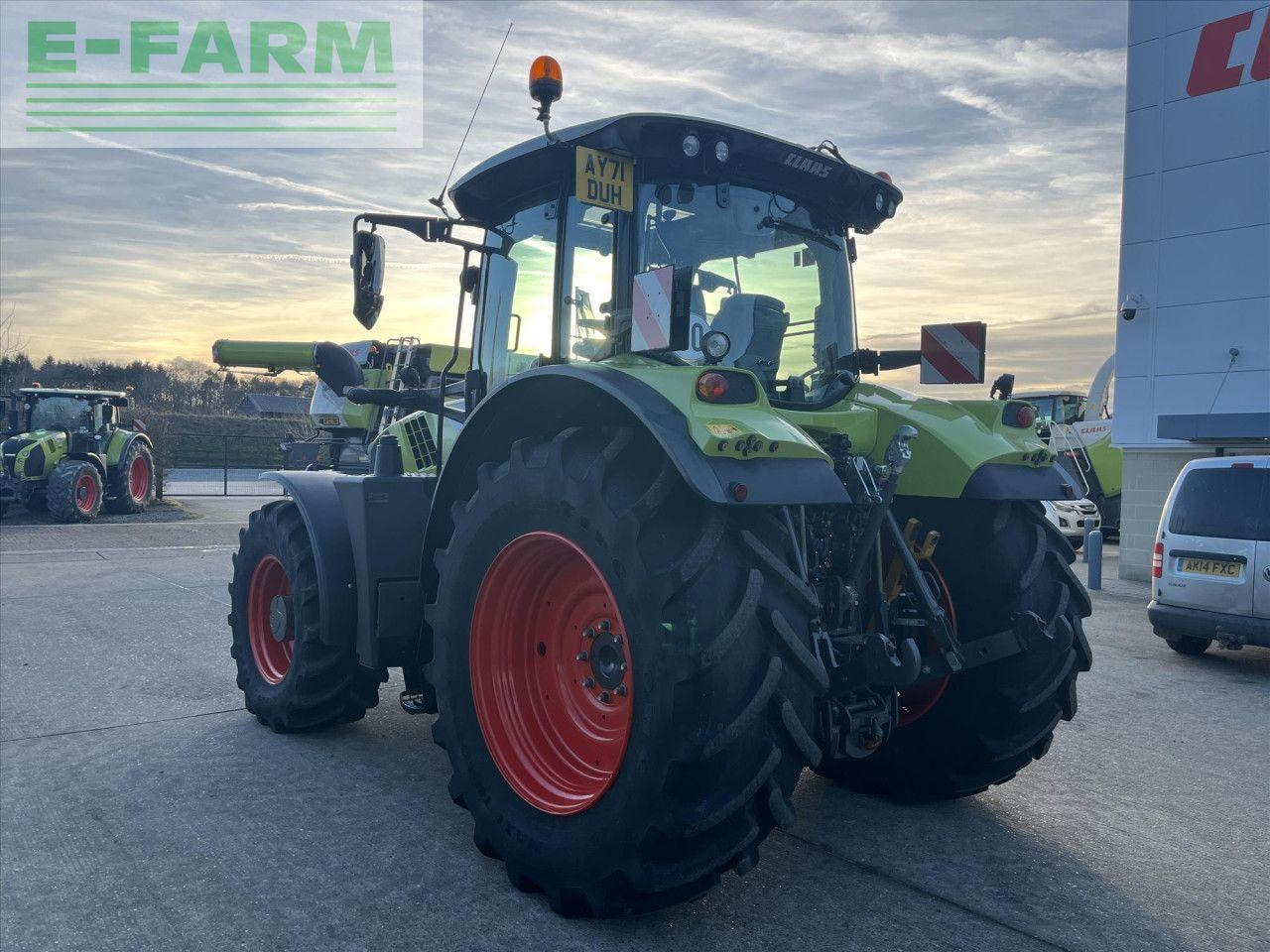 جرار CLAAS ARION 650 HEXASHIFT: صورة 8