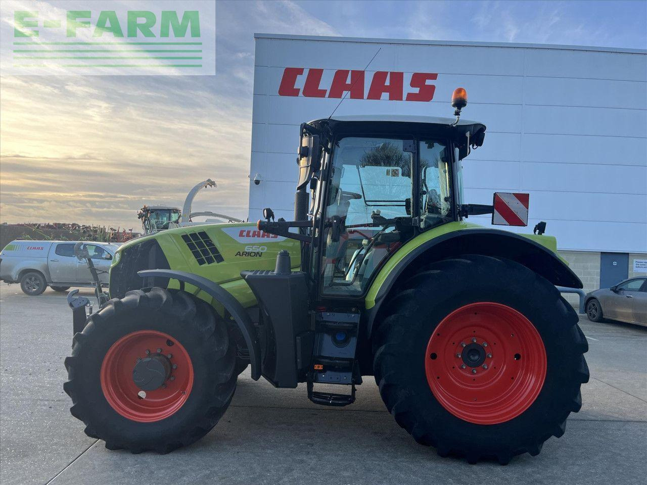 جرار CLAAS ARION 650 HEXASHIFT: صورة 9