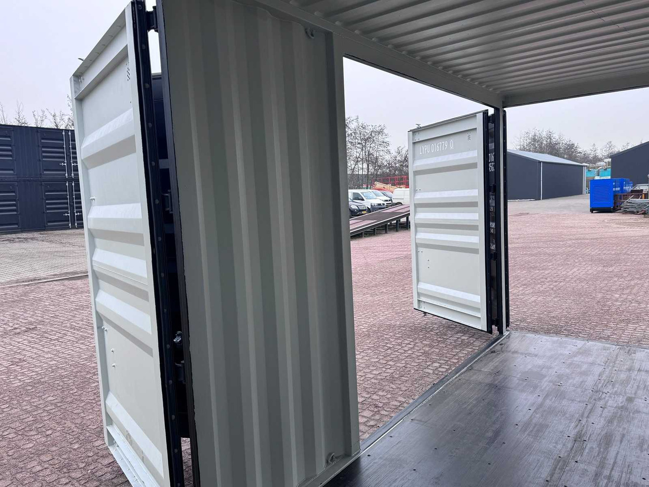 حاوية شحن 40ft High Cube shipping container with 3 side doors: صورة 17