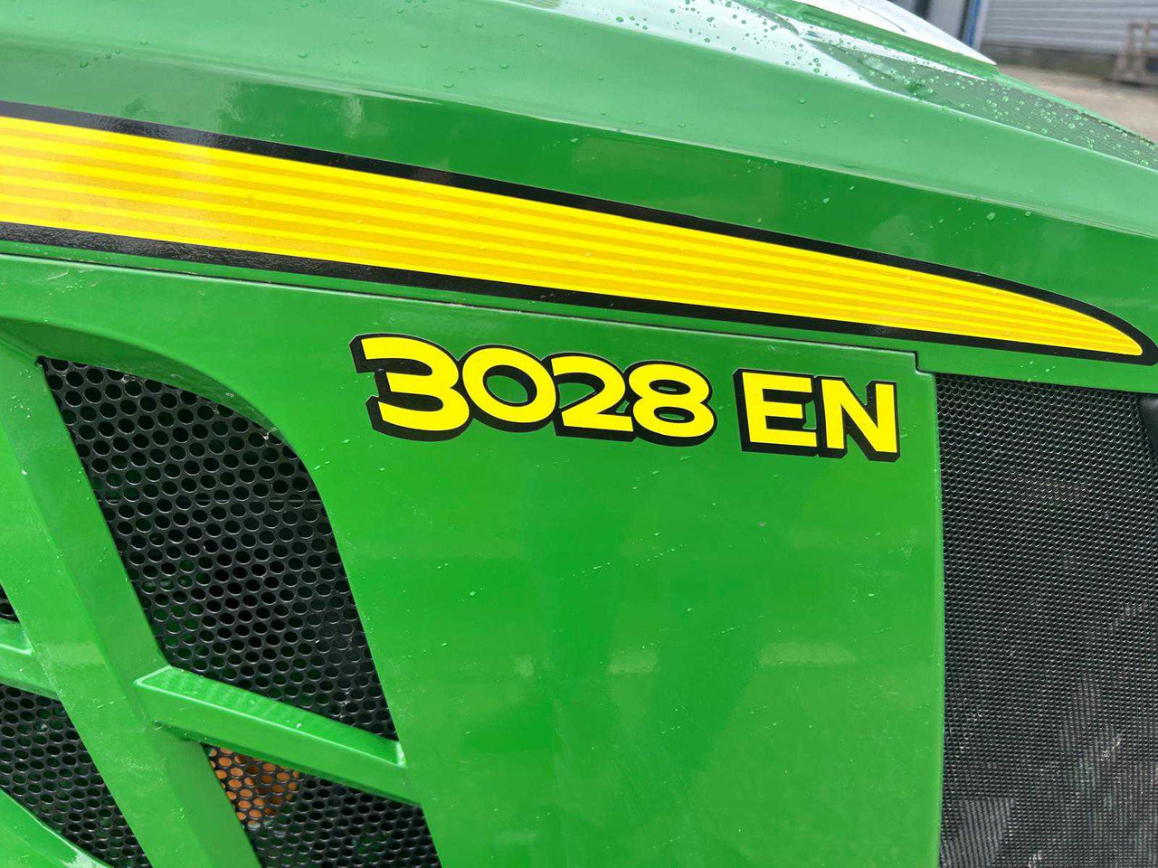 جرار صغير John Deere 3028 EN: صورة 21