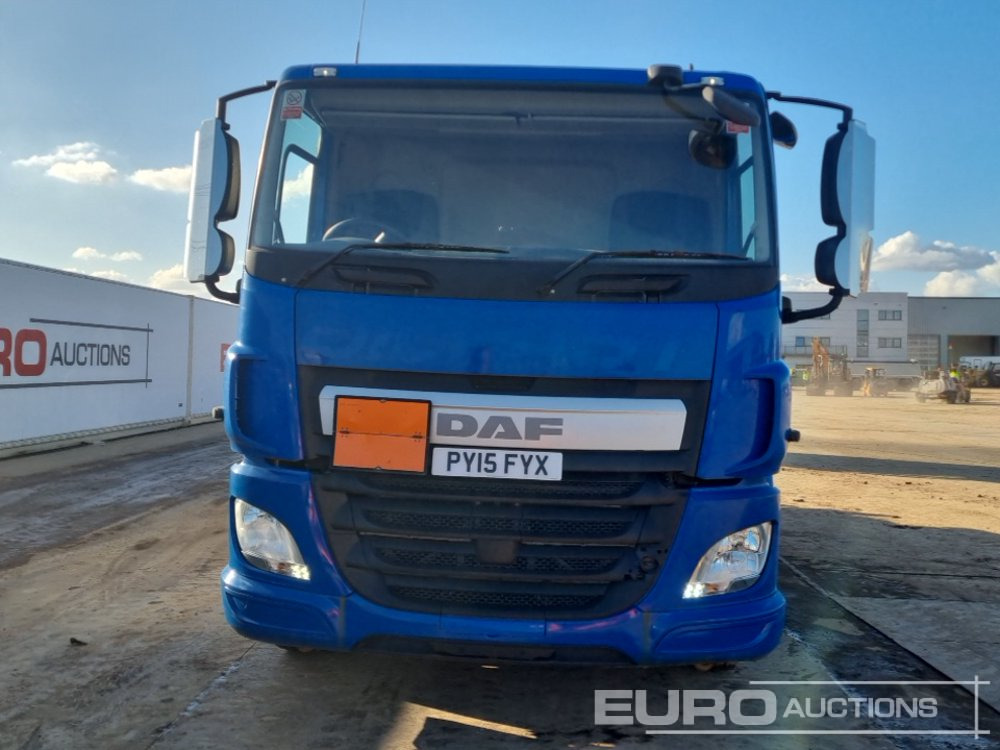 شاحنة صهريج 2015 DAF CF370: صورة 8