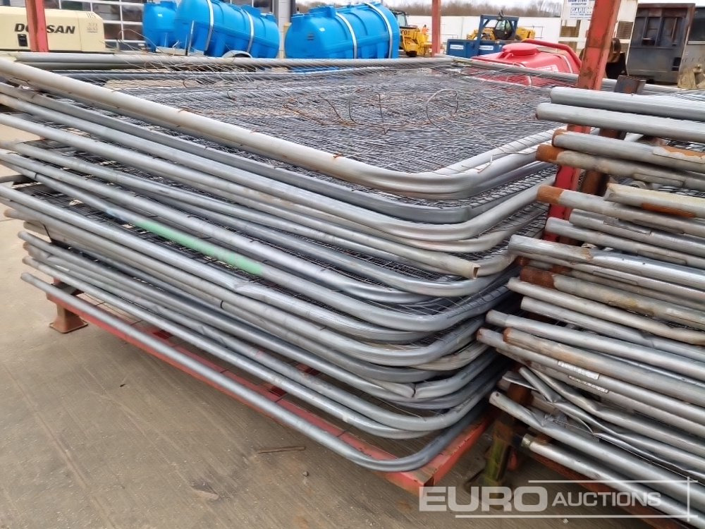 معدات الانشاءات Stillage of Heras Fencing (2 of): صورة 18