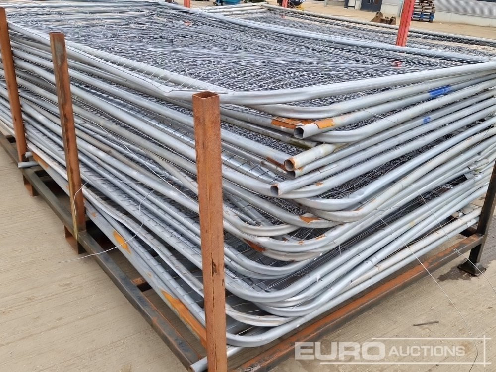 معدات الانشاءات Stillage of Heras Fencing (2 of): صورة 13